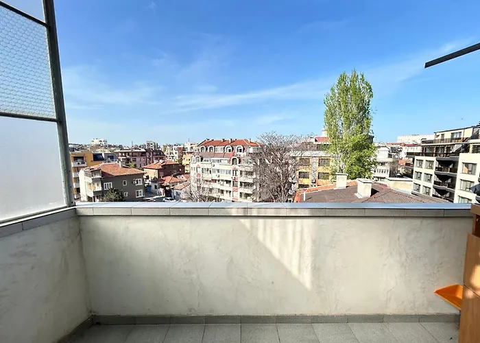 River Nest פלובדיב