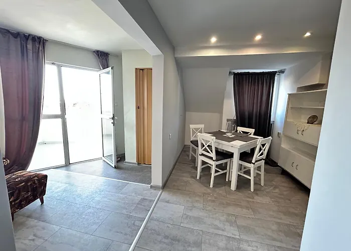 River Nest דירה *